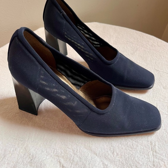 Stuart Weitzman Block Heel Pumps Navy Fabric Square Toe Made in Spain | Size 6 - Picture 1 of 6